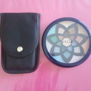 Eyeshadow palette and makeup brush set!💕